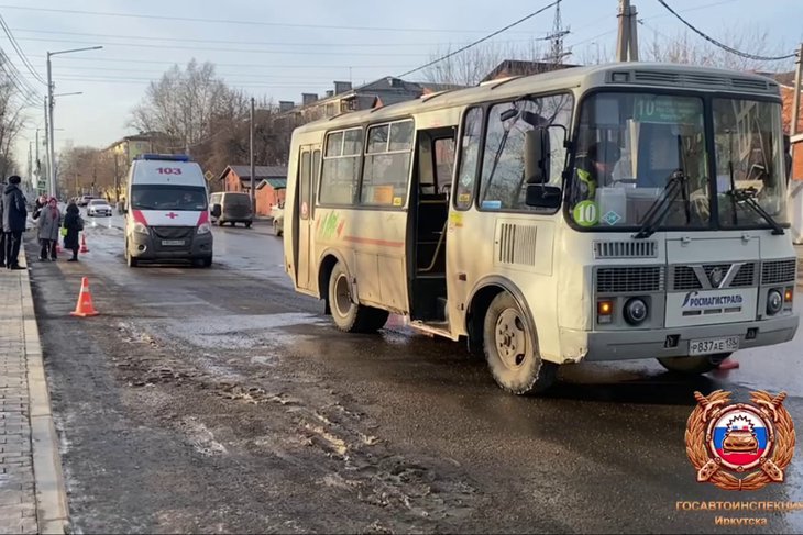 Место ДТП. Скриншот видео Госавтоинспекции Иркутска