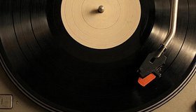 Душа музыки среди книжных страниц