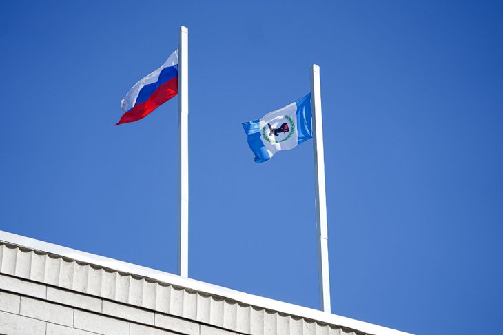 Флаги. Фото пресс-службы правительства Иркутской области