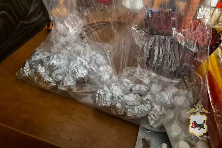 Изъятые наркотики. Фото пресс-службы ГУ МВД России по Иркутской области