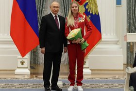 Владимир Путин, Варвара Ворончихина. Фото из телеграм-канала Игоря Кобзева