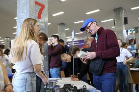 Ярмарка трудоустройства. Фото пресс-службы правительства Приангарья