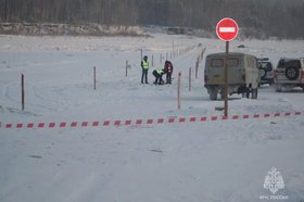 Переправа. Фото пресс-службы ГУ МЧС России по Иркутской области