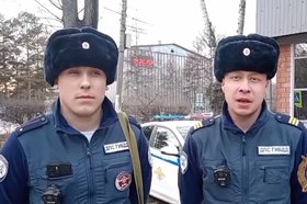 Экипаж ДПС. Скриншот из видео пресс-службы ГУ МВД России по Иркутской области