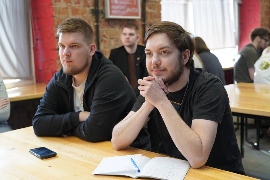 На мероприятие пришли учащиеся разных направлений На мероприятие пришли учащиеся разных направлений