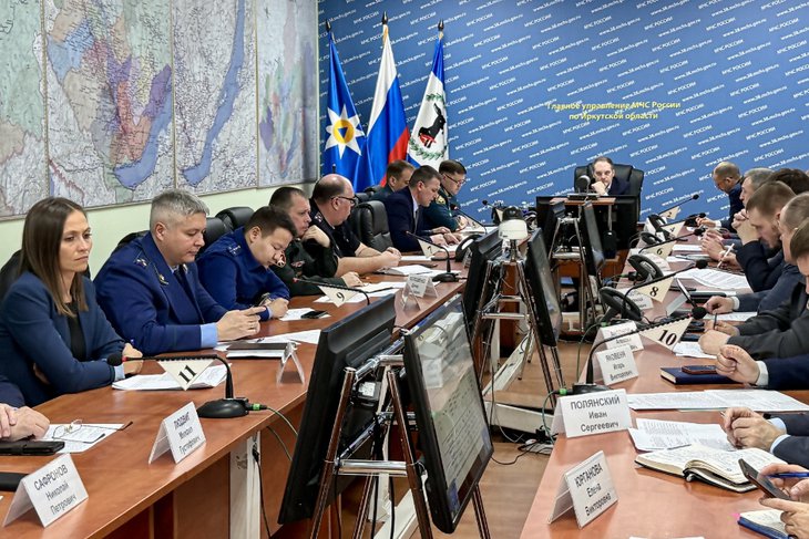 Заседание КЧС. Фото пресс-службы правительства Иркутской области