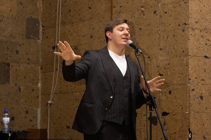 Дмитрий Кравченко. Фото из официальной группы поэта «Стихи | Кравченко Дмитрий» в социальной сети «ВКонтакте»