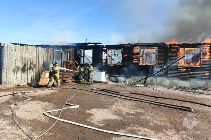 Пожар. Фото пресс-службы ГУ МЧС по Иркутской области