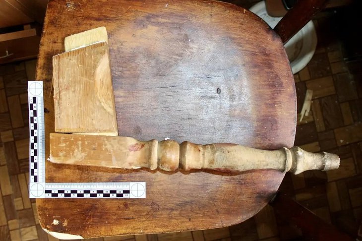 Часть табурета. Фото ГУ МВД России по Иркутской области