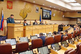Заседание. Фото IRK.ru