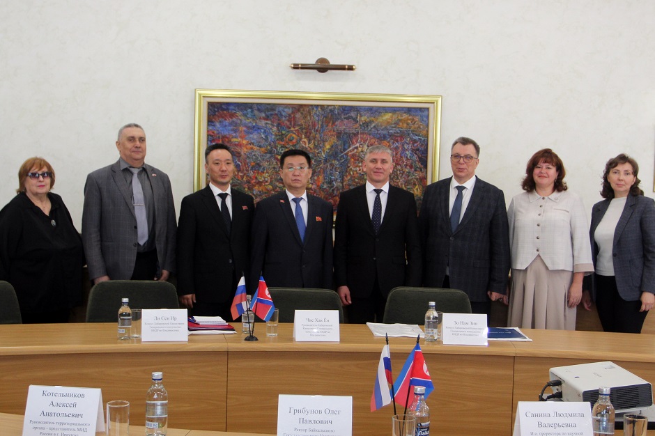 Делегации РФ и КНДР