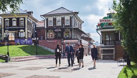 Путешествие по Иркутской слободе (130-й квартал)