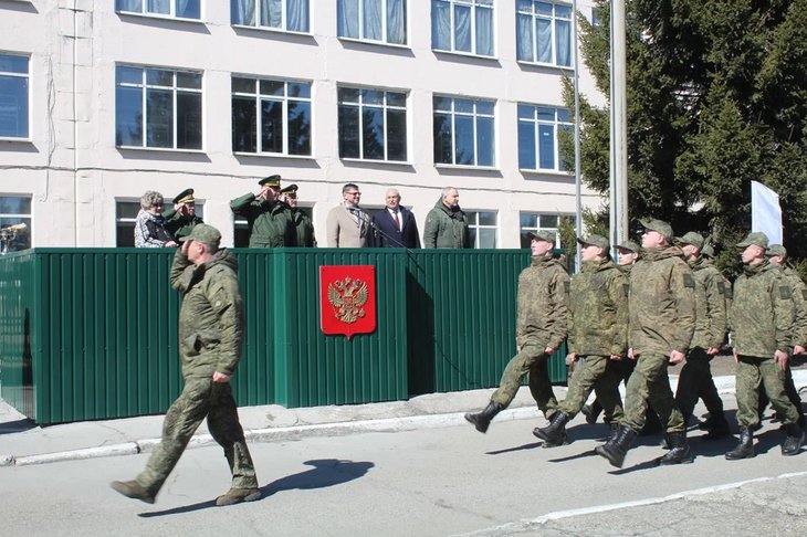 Призывники. Фото пресс-службы правительства Иркутской области