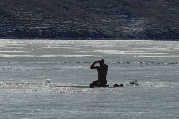 Подготовка к заплыву. Фото взято из телеграм-канала «ЛИТВИН»