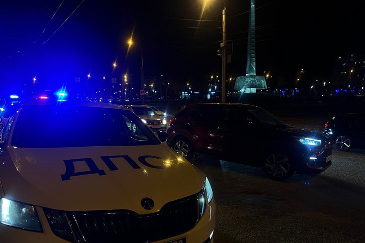 Экипаж ДПС. Фото пресс-службы Госавтоинспекции Иркутска