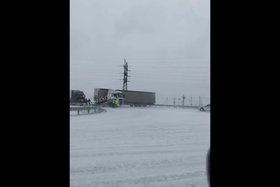 Фура. Фото очевидцев из телеграм-канала «ДТП 38RUS»