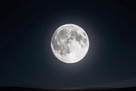 Луна. Изображение сгенерировано с помощью сервиса «Гига чат»