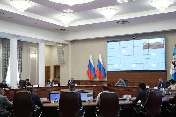 Заседание с представителями транспортных компаний. Фото пресс-службы правительства Иркутской области