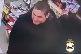 Разыскиваемый мужчина. Скриншот видео ГУ МВД России по Иркутской области