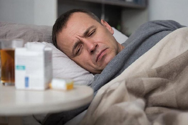 Болеющий человек. Фото сгенерировано с помощью нейросети GigaChat