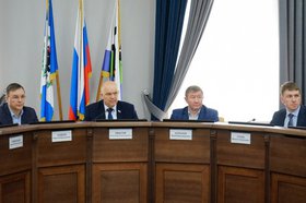 Заседание. Фото пресс-службы думы Иркутска
