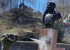 Мытье памятников. Фото пресс-службы администрации Иркутска