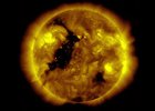 Корональная дыра на Солнце. Скриншот видео из телеграм-канала лаборатории солнечной астрономии ИКИ РАН