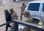 Задержание. Скриншот из видео пресс-службы ГУ МВД России по Иркутской области