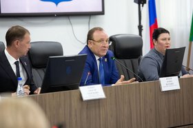 Заседание. Фото пресс-службы администрации Иркутского муниципального округа