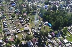 Дрон зафиксировал дым в садоводстве. Скриншот видео пресс-службы ГУ МЧС России по Иркутской области