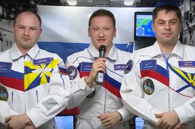 Сергей Микаев, Сергей Кудь-Сверчков, Андрей Федяев. Скриншот видео Роскосмоса