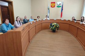 Заседание. Фото пресс-службы администрации Иркутского муниципального округа