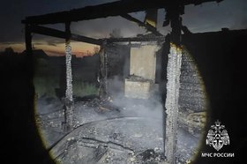 Сгоревший дом. Фото ГУ МЧС России по Иркутской области