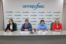 Пресс-конференция. Фото пресс-службы правительства Иркутской области