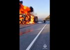 Горящий грузовик. Скриншот видео ГУ МЧС России по Иркутской области