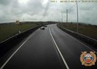 Авария с мотоциклом. Скриншот видео Госавтоинспекции Иркутской области