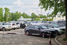 Припаркованные машины. Фото Маргариты Романовой, IRK.ru