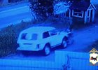 Момент угона. Скриншот из видео пресс-службы ГУ МВД России по Иркутской области