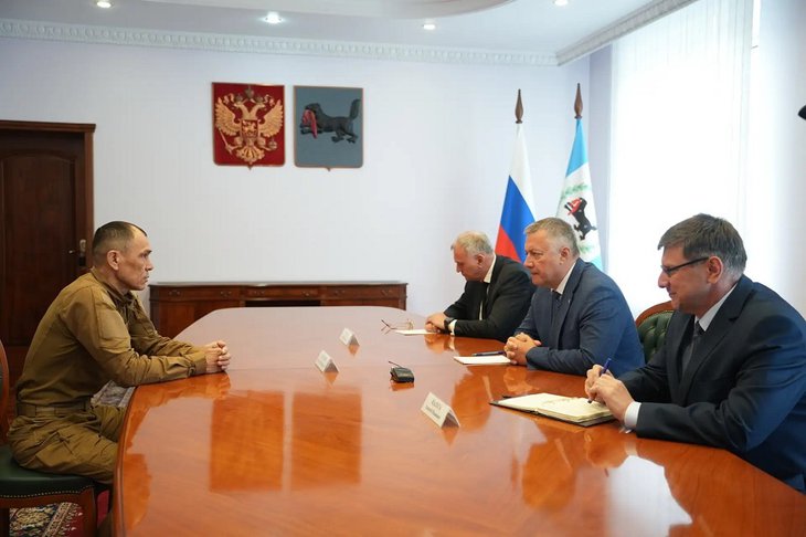 Встреча. Фото пресс-службы правительства Иркутской области