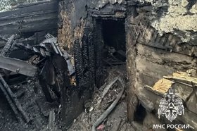 Сгоревший дом. Фото пресс-службы ГУ МЧС России по Иркутской области