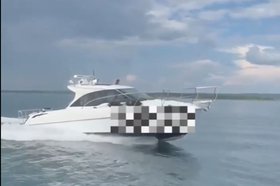 Катер. Скриншот видео пресс-службы ГУ МЧС России по Иркутской области