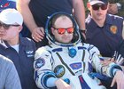 Сергей Микаев после приземления. Скриншот видео Роскосмоса