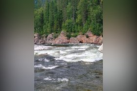 Река. Фото пресс-службы ГУ МВД России по Иркутской области