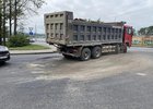 Яма на Трактовой. Фото пресс-службы администрации Иркутска