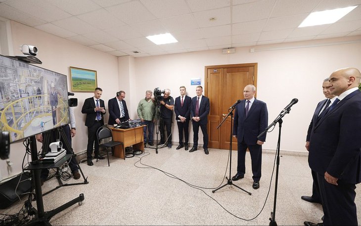 Президент РФ дал старт работе Ермаковского ГОКа