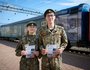 Состав встретили участники молодёжных патриотических движений.