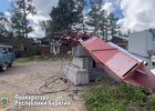 Упавшая на здание вышка. Фото прокуратуры Бурятии