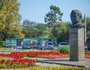 25 августа 2026 года на набережной Ангары, у памятника Юрию Гагарину, открылась фотовыставка «Национальный гелиогеофизический комплекс РАН: от идеи до реализации».