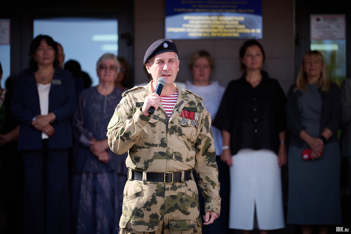 Участник боевых действий, полковник полиции, выпускник школы Александр Абалаков.