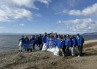 Экологическая акция на Байкале. Фото пресс-службы правительства Иркутской области